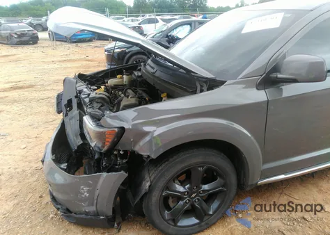2020 Dodge Journey Crossroad from USA, damaged, VIN 3C4PDCGB3LT263523